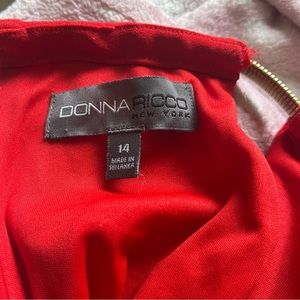 Donna Ricco Women's Jumpsuit Red Size
14 Sleeveless Hardware Chain